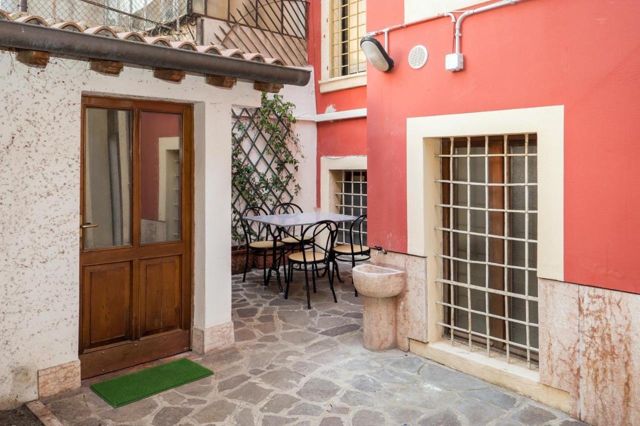 Flats4Rent Casa Di Tea Apartment Verona Ngoại thất bức ảnh